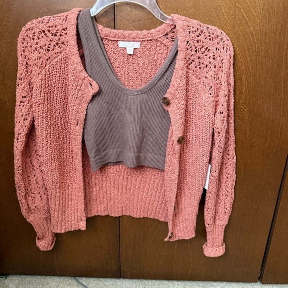 Lauren Conrad NWT XS Women's Salmon Pink Knit Sweater